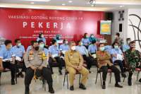 Sinar Mas Vaksinasi Ribuan Karyawan