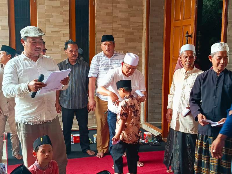 Anggota DPRD H Yaya Ansori Gelar Lebaran Yatim