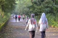 Suasana di komplek Ponpes Al-Zaytun.