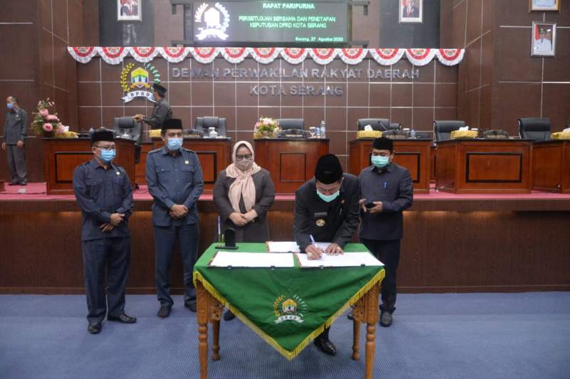 Rapat Paripurna DPRD Kota Serang, Walikota Serang Setujui Tiga Raperda