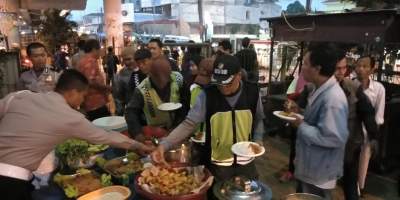 Satlantas Polresta Tangerang Ajak Pemotor Buka Puasa Bersama
