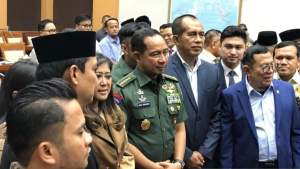Ketua Komisi I DPR RI Meutya Hafid, usai fit and proper test calon Panglima TNI, di Gedung DPR/MPR RI, Jakarta, Senin (13/11/2023).