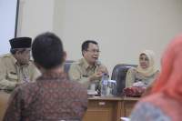  Kepala Seksi Pembinaan Guru dan Tenaga Kependidikan pada Dinas Pendidikan Kabupaten Tangerang Sutarno 