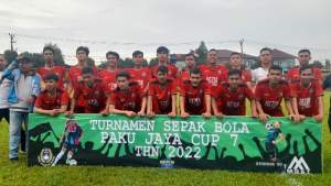 Kesebelasan Bingung FC asal Kembangan, Jakarta Barat, unggul 2-0 atas lawannya, Forgam FC dari Pakualam, Serpong Utara, Kota Tangsel.