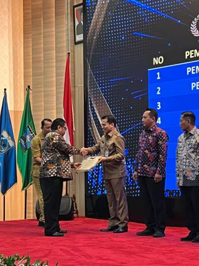 Tertinggi se-Banten, Pemkot Tangsel Raih Penghargaan Badan Publik Informatif Kalahkan Kabupaten/Kota Lainnya