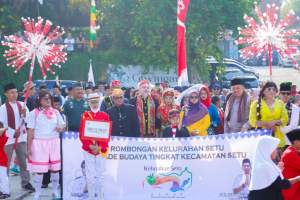 Sambut Kemerdekaan dengan Menggelar Pawai Budaya, Wali Kota Tangsel Puji Kekompakan Kecamatan Setu