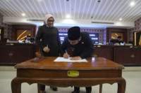 Pengesahan perda di Kota Tangerang