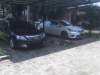Tampak mobil mewah di parkiran gedung DPRD Kota Tangsel (dok DT)