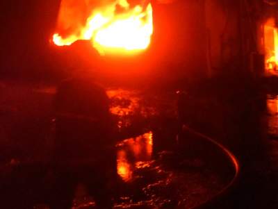 Gudang Biji Plastik di Pakuhaji Hangus Terbakar