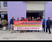 Warga Cikasungka Desak Pembentukan Panitia Pilkades Diulang