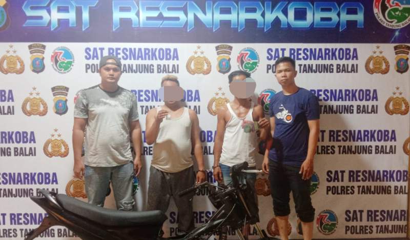 Satres Narkoba Polres Tanjung Balai Amankan BS alias B dan S Beserta Narkoba dan Uang Tunai