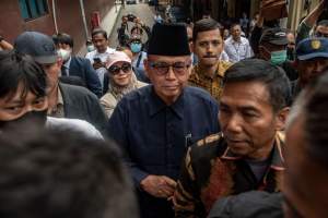 Pimpinan Ponpes Al-Zaytun, Panji Gumilang, saat menjalani pemeriksaan di Bareskrim Mabes Polri, Jakarta, Senin (3/7/2023), lalu