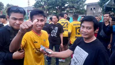 Harun Masiku, kontribusi satu golnya ke gawang Porgam membawa Arkha Mandiri ke semi final melawan 7 FC.