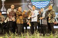 Terbaik Se-Banten, Pemkab Tangerang Raih Juara Umum Pengelolaan Keuangan