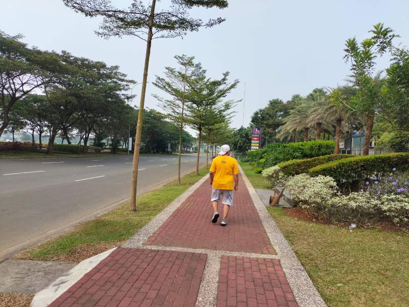 Jogging track di Perumahan Suvarna Sutera Asri dan Hijau