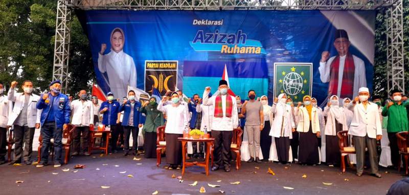 Deklarasi pasangan Siti Nur Azizah-Ruhamaben di Situ Gintung, Ciputat Timur.