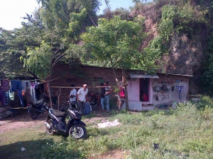 Penggusuran Batal, Perataan Lahan Jalan Terus