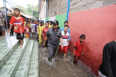 Kota Tangerang Dikepung Banjir