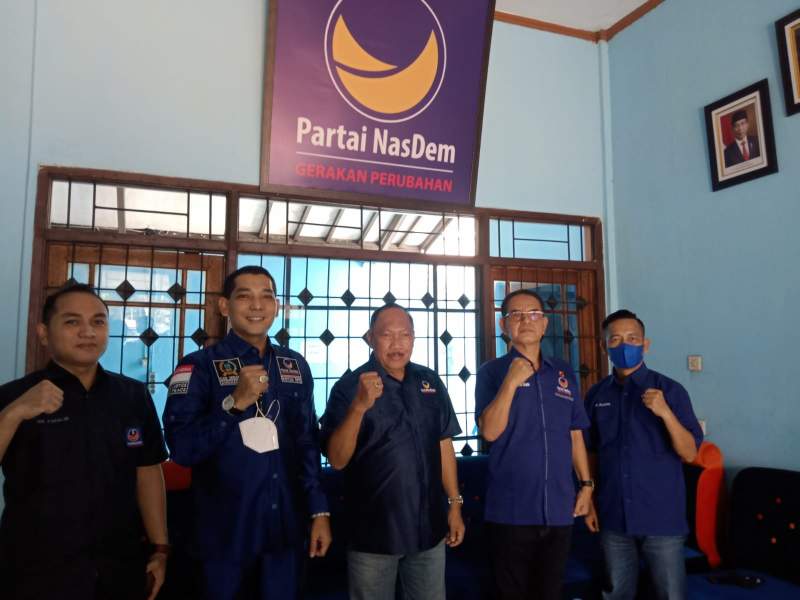  Foto bersama  Rapat Pimpinan DPD dan DPW Partai NasDem di Kantor DPD Nasdem Kabupaten Serang