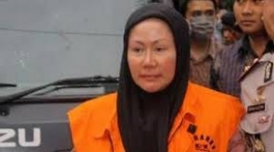 KPK Jemput Paksa Orang Dekat Atut
