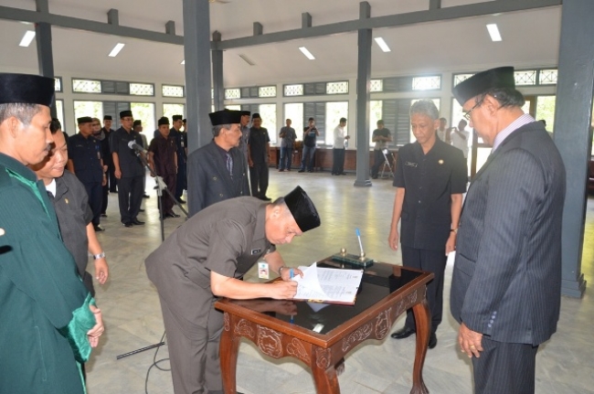 Sekda Definitif, Dilantik