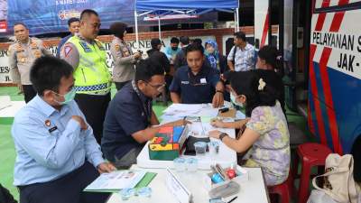 pelayanan SIM keliling.