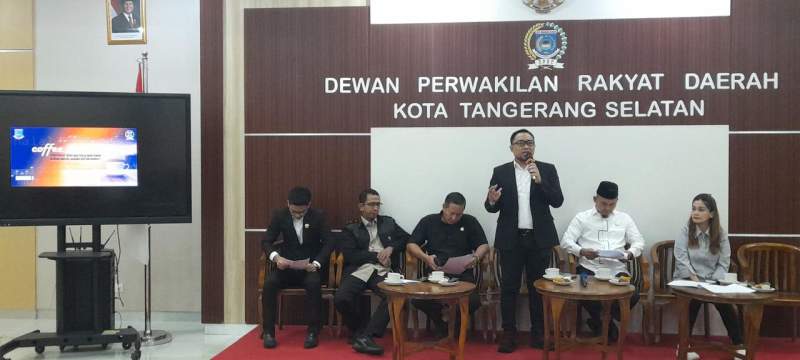 Dalam Kegiatan Coffee Morning, DPRD Tangsel Ajak Pers Ikut Awasi APBD Tangsel 2025