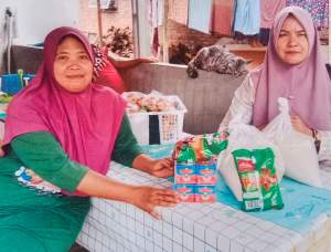 Florindo Makmur Salurkan Ratusan Paket Sembako Untuk Warga Sergai