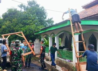 Mantap! Koramil 14 Panongan Bantu Bangun Mushola