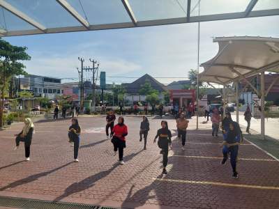 Jum’at Sehat: Yuk, Ambil Manfaat Senam di Pagi Hari