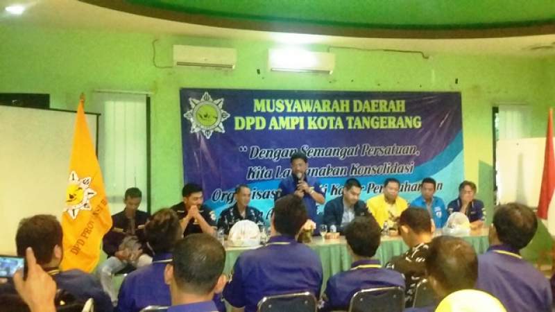 Ketua DPD Golkar Kota Tangerang Sachrudin memberi sambutan saat Musda AMPI.