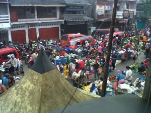 Geliat Pasar Tradisional Di Lebak