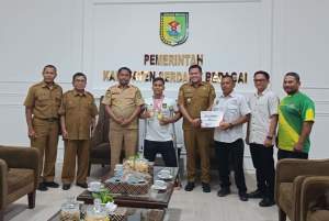 Wagito Purnomo didampingi Bupati Serdang Bedagai, Darma Wijaya dan Wakil, Adlin Tambunan serta Wakil Ketua NPC, Darmawan.