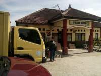 Angkut Ribuan Botol Miras, Truk Box Disita Polsek Bayah