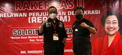 Ketua Umum Repdem Pusat, Wanto Sugito dan Ketua Bidang UMKM, Ekonomi Kreatif &amp; Ekonomi Digital Repdem, Iwan Rahayu. (istimewa)