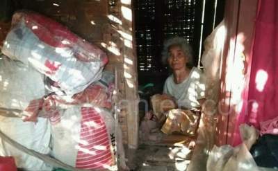 Nenek Renta di Lebak Hidup Sendiri di Gubuk Reot
