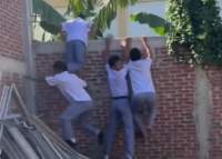 Kocak! Momen Pelajar Nongkrong Digrebek Polisi, Helm Selamat Orangnya Enggak