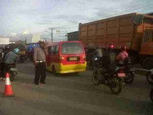 Polisi Lalulintas selalu siaga di sepanjang Jalan Ciruas