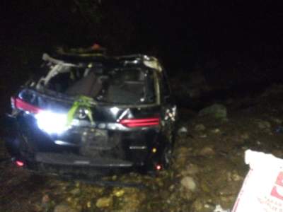 Kondisi mobil masuk jurang di Toba.(istimewa).