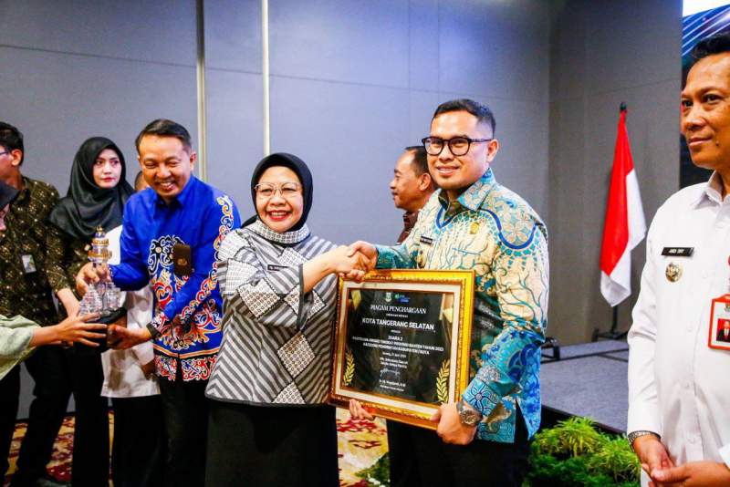 Pemkot Tangsel Raih Penghargaan Paritrana Award Tingkat Provinsi