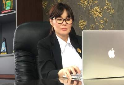Li Claudia Chandra.