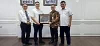 BPJS Ketenagakerjaan Berikan Penghargaan Kepada Kejari Langkat