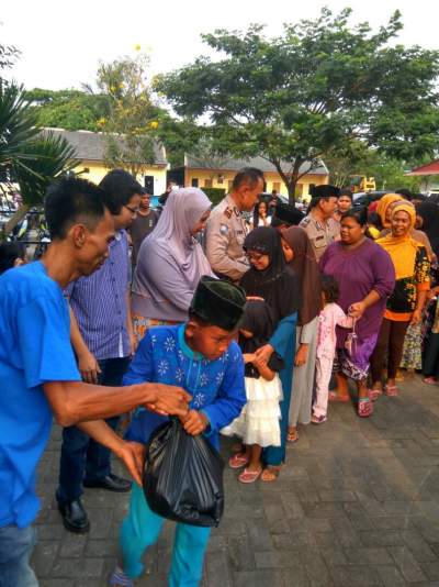 PT Walbric Jayanti Santuni Yatim Piatu dan Kaum Dhuafa