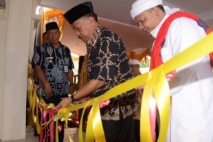 Wakil Walikota Cilegon saat Meresmikan kantor Kelurahan Pabean (dok Humas Cilegon)