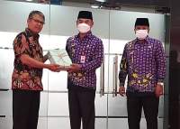 HUT ke 390 Kab. Tangerang, BPN Serahkan 102 Sertifikat