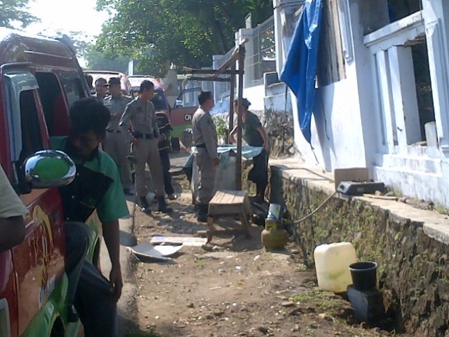 Di Duga Membandel, Warung Pelanggar Perda di Gusur.