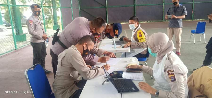 Ribuan Personel Polda Banten Telah Menjalani Vaksin