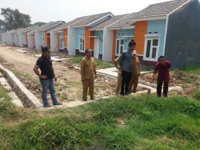 Diduga Serobot lahan Irigasi, Proyek Perumahan di Desa Gintung Diprotes Warga