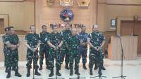 Jumpa pers penangkapan Kabasarnas Marsdya Henri Alfiandi dan Letkol administrasi Afri Budi Cahyanto oleh KPK di Mabes TNI, Cilangkap, Jumat (28/7/2023).