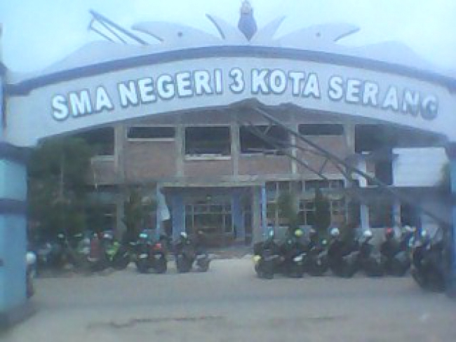 SMAN3 Kota Serang Jalankan Perwal Sekolah Gratis
